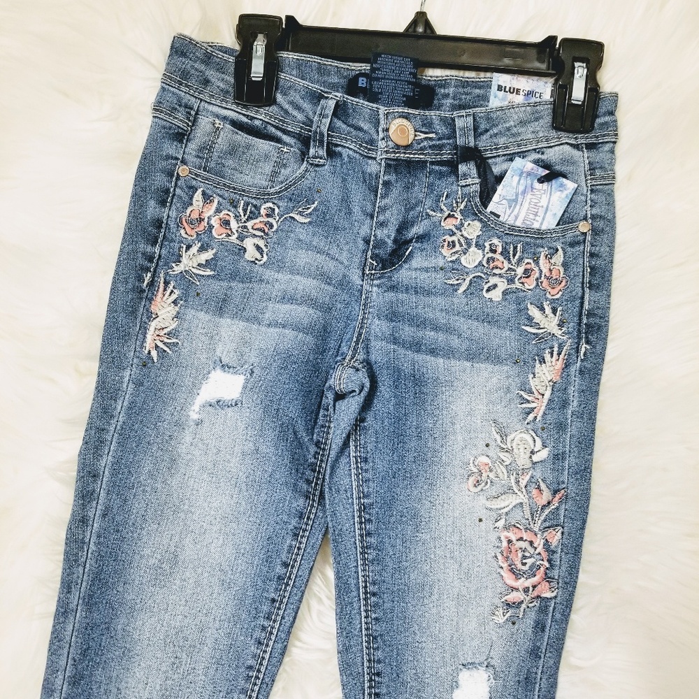 Girls size 8 skinny jeans with applique flowers